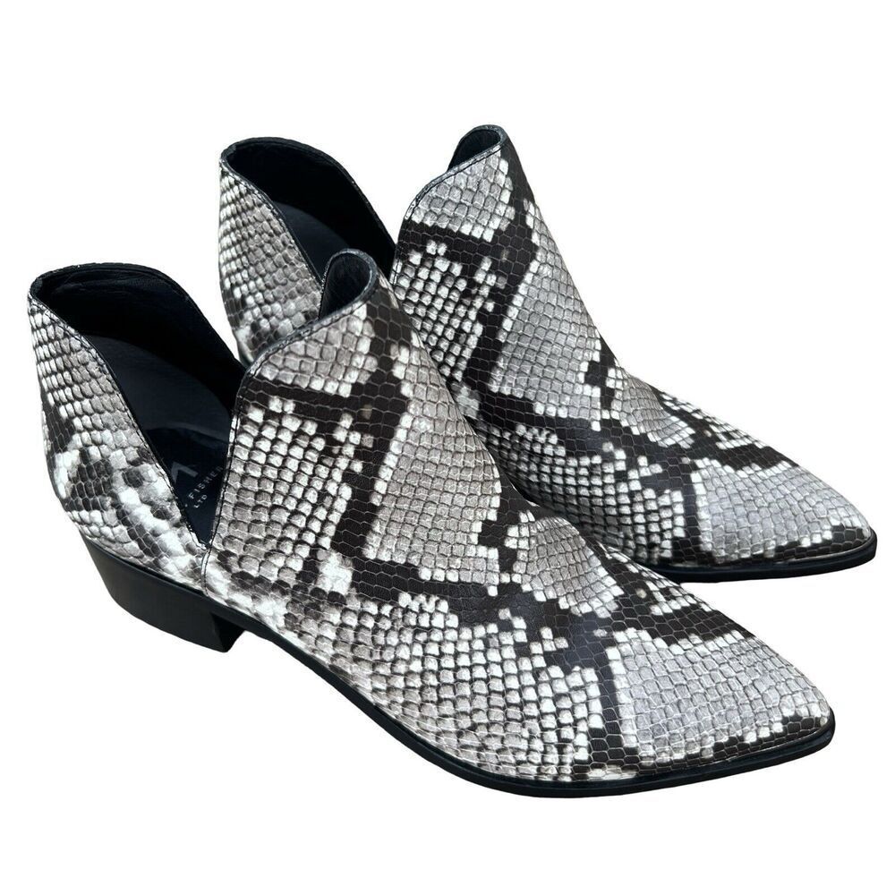 Marc Fisher LTD Women's BLMLE Yilda Cut Out Snake Skin Leather Bootie size 7.5 M